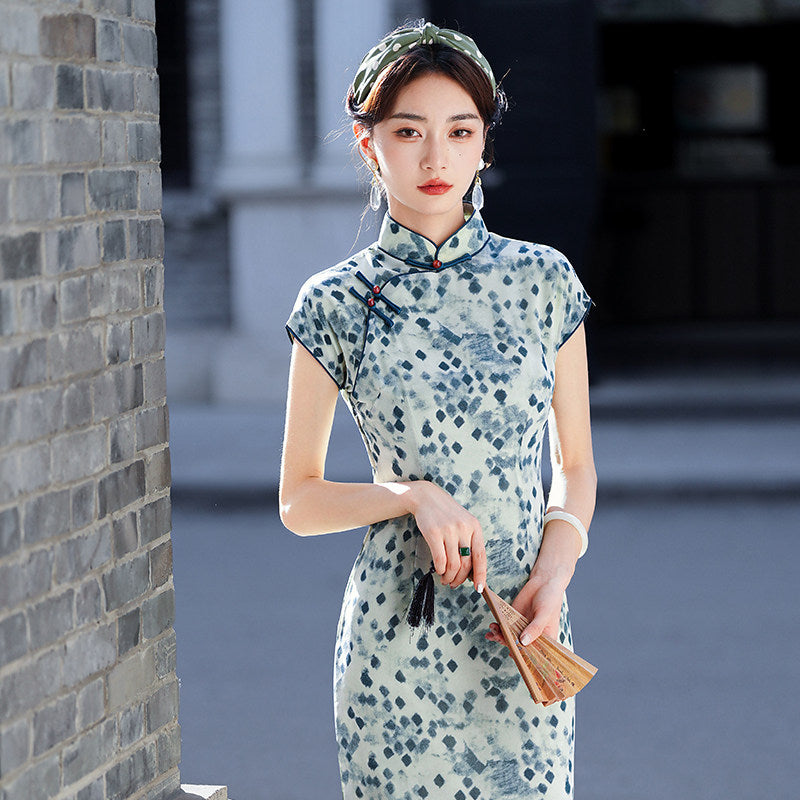 Short Sleeve Pixelated Long Cheongsam | Ida