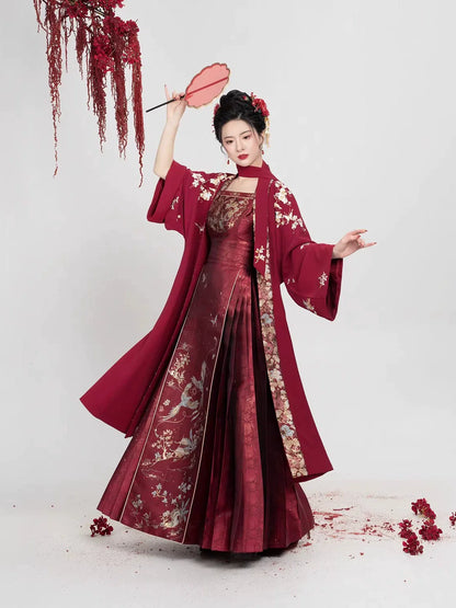 Ming Dynasty Wedding Hanfu Set & Mamian Skirt | Crimson Magpie 丹鹊相思