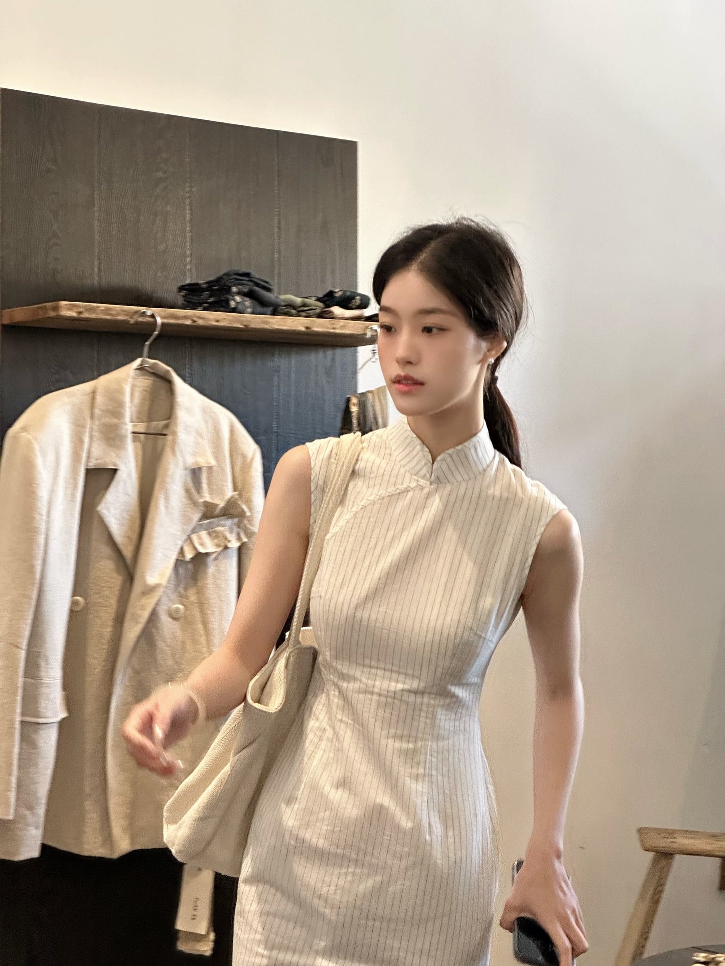 Sleeveless Stripe Long Cheongsam | Chizao
