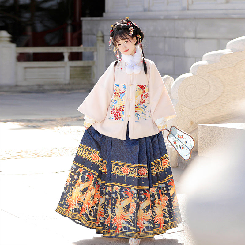 Ming Dynasty Hanfu Set Square Collar Top & Mamianqun | Phoenix Feather 凤羽