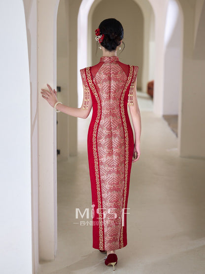 Red Embroidered Bridal Qipao Cheongsam | Hearts