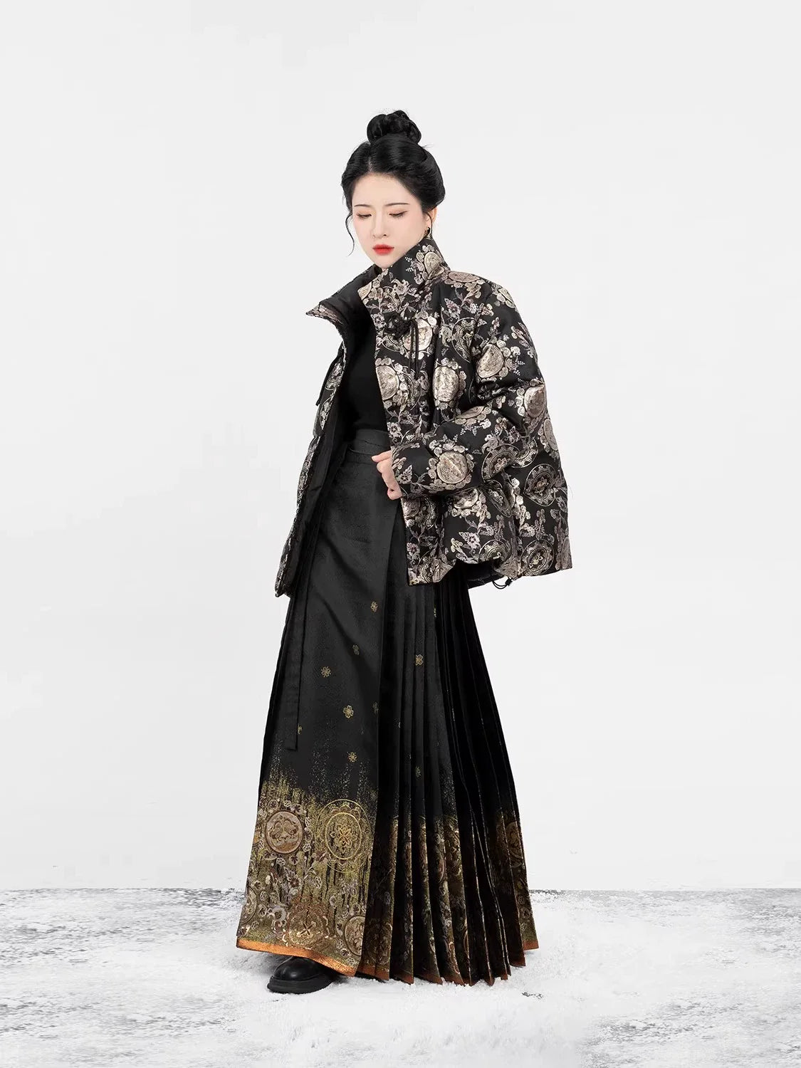New Chinese Style Women Down Jacket Puffer Coat - Clear Mirror 镜花明 (Preorder)