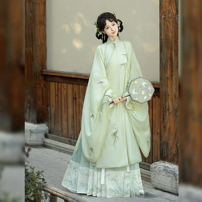 Ming Dynasty Bamboo Leaves Motif Cloud Collar & Mamian Skirt | Yujun 玉君