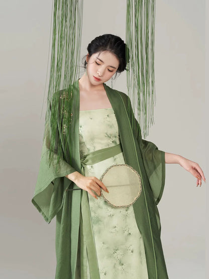 Song Dynasty Modern Hanfu - Pear Blossom Begonia 梨花海棠 (Preorder)