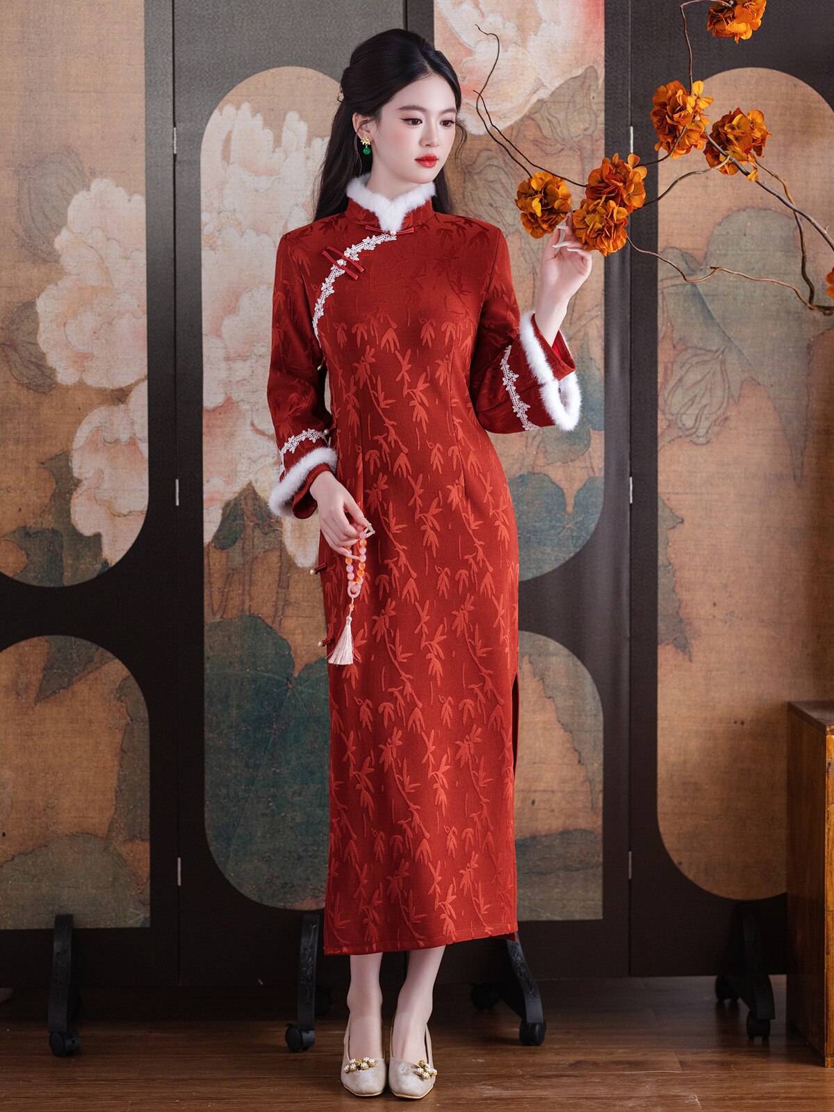 Chinese Wedding Engagement & Tea Ceremony Long Sleeve Cheongsam | Qiluo