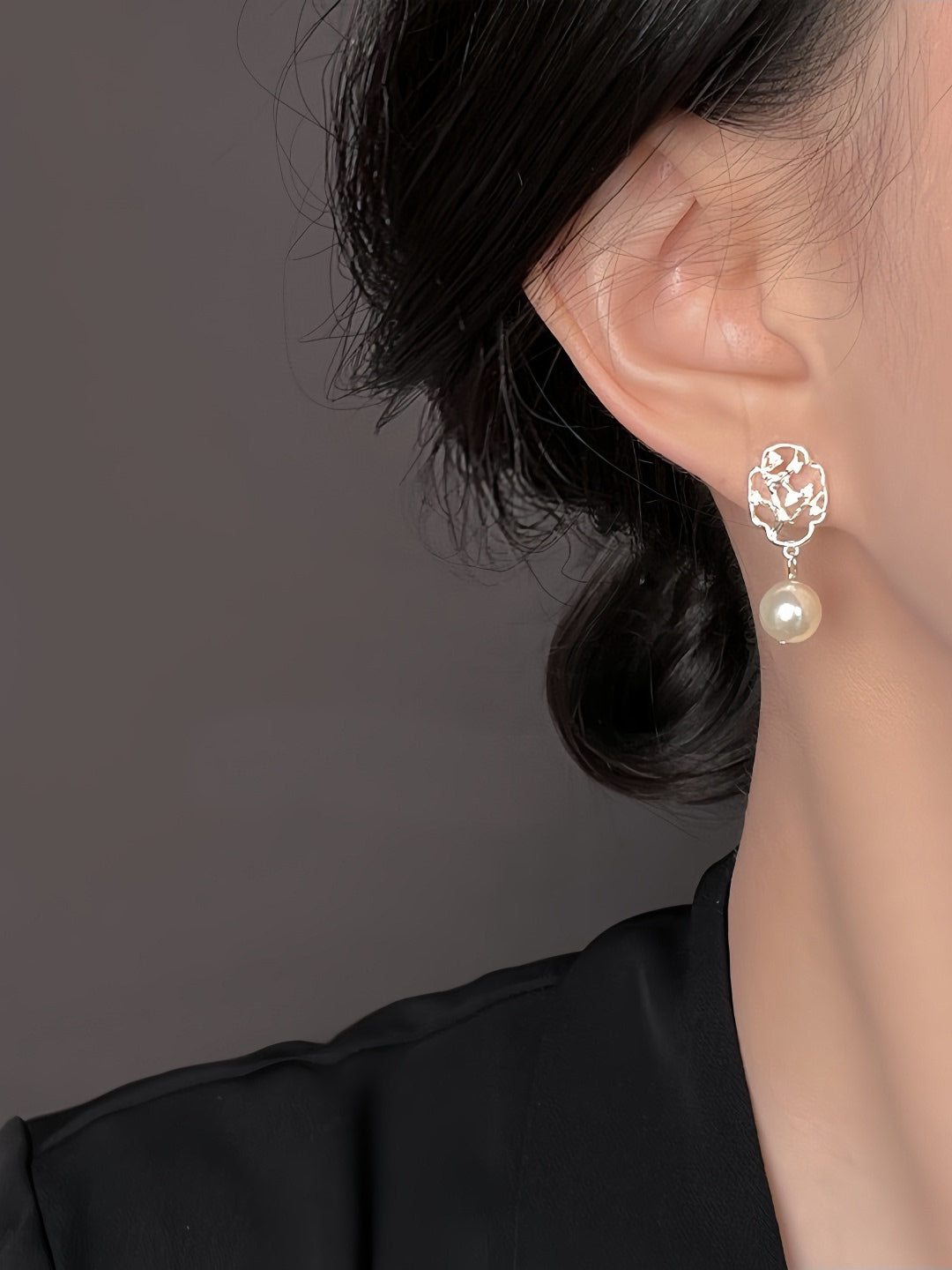 Plum Window Pearl Earrings | Hanfu Jewelry