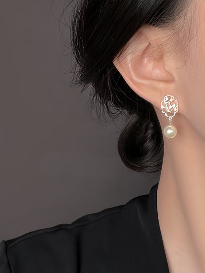 Plum Window Pearl Earrings | Hanfu Jewelry