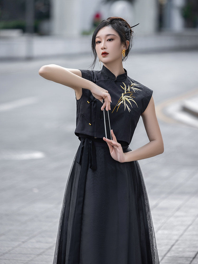 Chinese Sleeveless Crop Top | Oriental Bone 东方骨