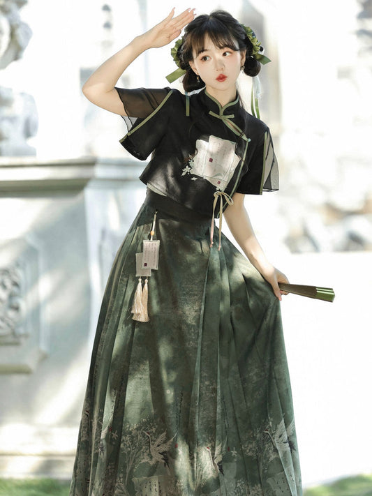 Ming Dynasty Modern Hanfu Crop Top and Mamianqun - Herbalism 草药学
