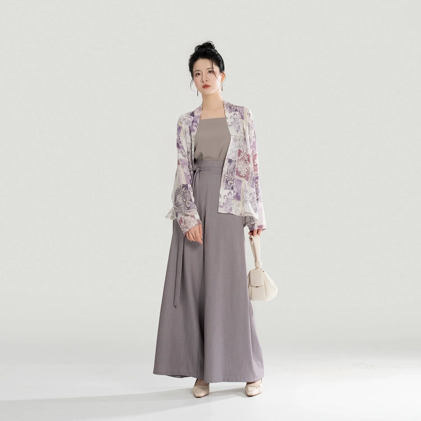 Song Dynasty Modern Hanfu Set with Winged Sleeve Top and Wide Leg Pants - Ziyun 紫芸 (Preorder)