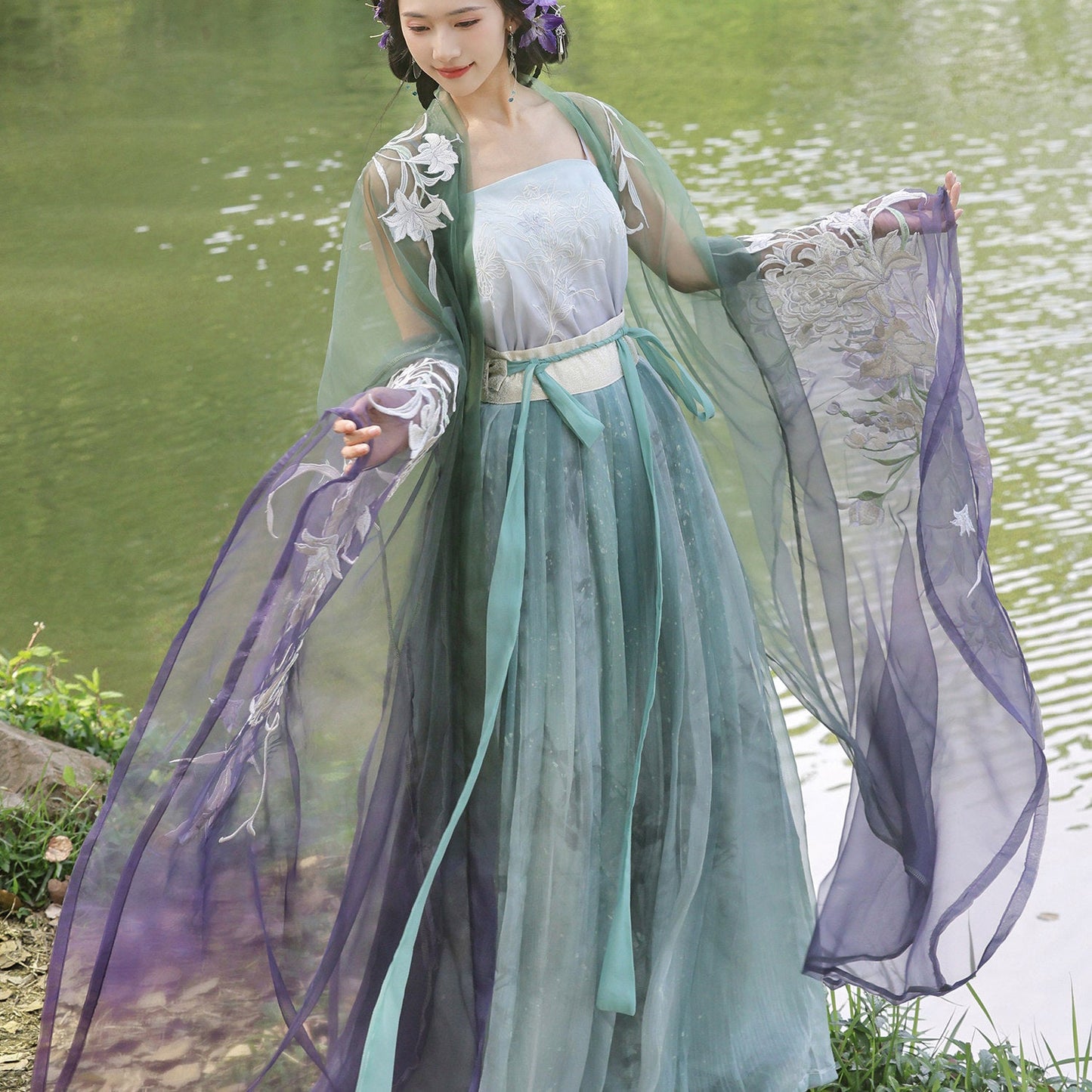 Lily of the Valley | Embroidered Hanfu Set with Wide Sleeve Cardigan and Qiyao Ruqun