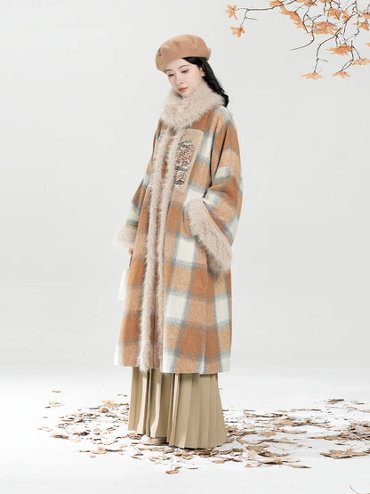 New Chinese Style Women Round-Neck Coat and Pleated Skirt - Evening Breeze and Snow 晚风欲雪 (Preorder)