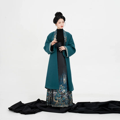 Chinese Blouse & Mamian Skirt Outfit | Returning Dragons 四龙望归