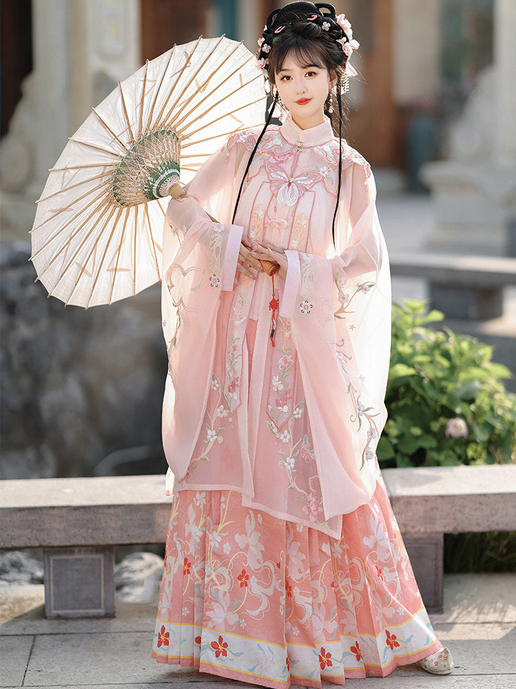 Ming Dynasty Hanfu Set with Cloud Collar & Mamian Skirt｜Sleepless Petal 花未眠