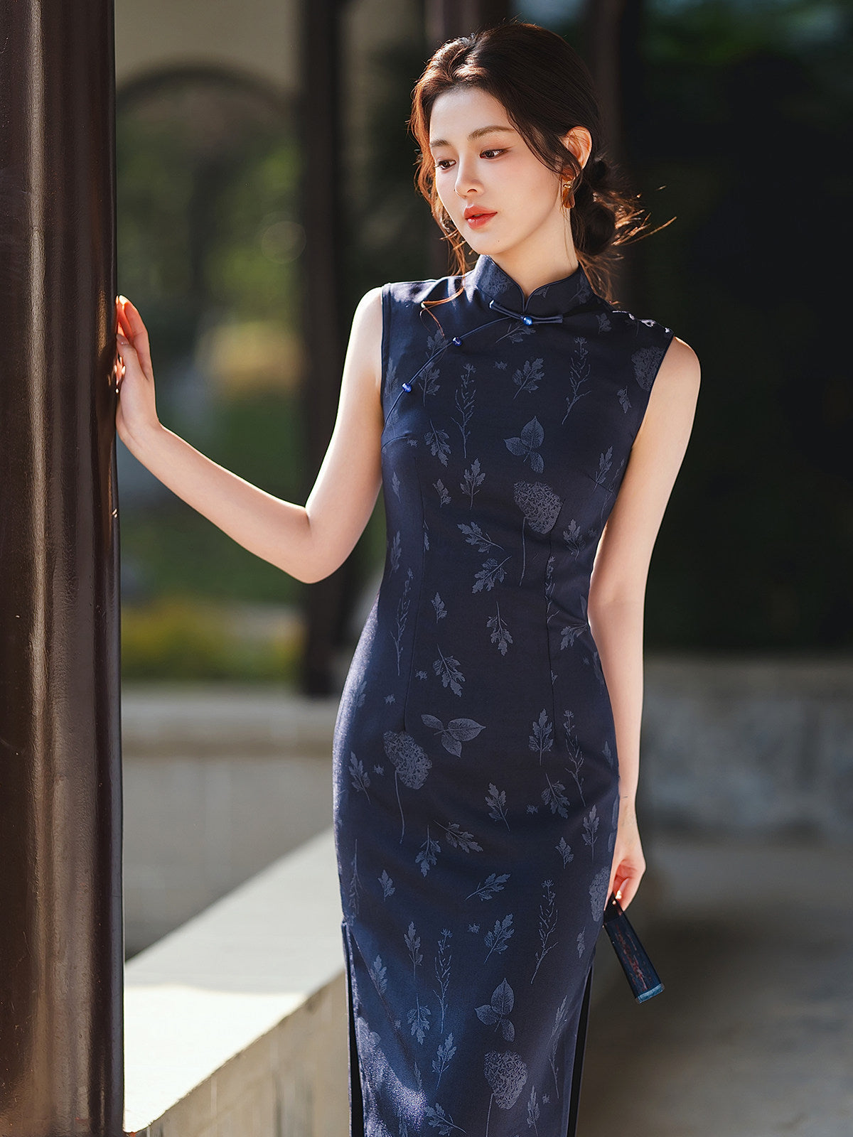 Sleeveless Floral Midi Cheongsam | Deep Sea