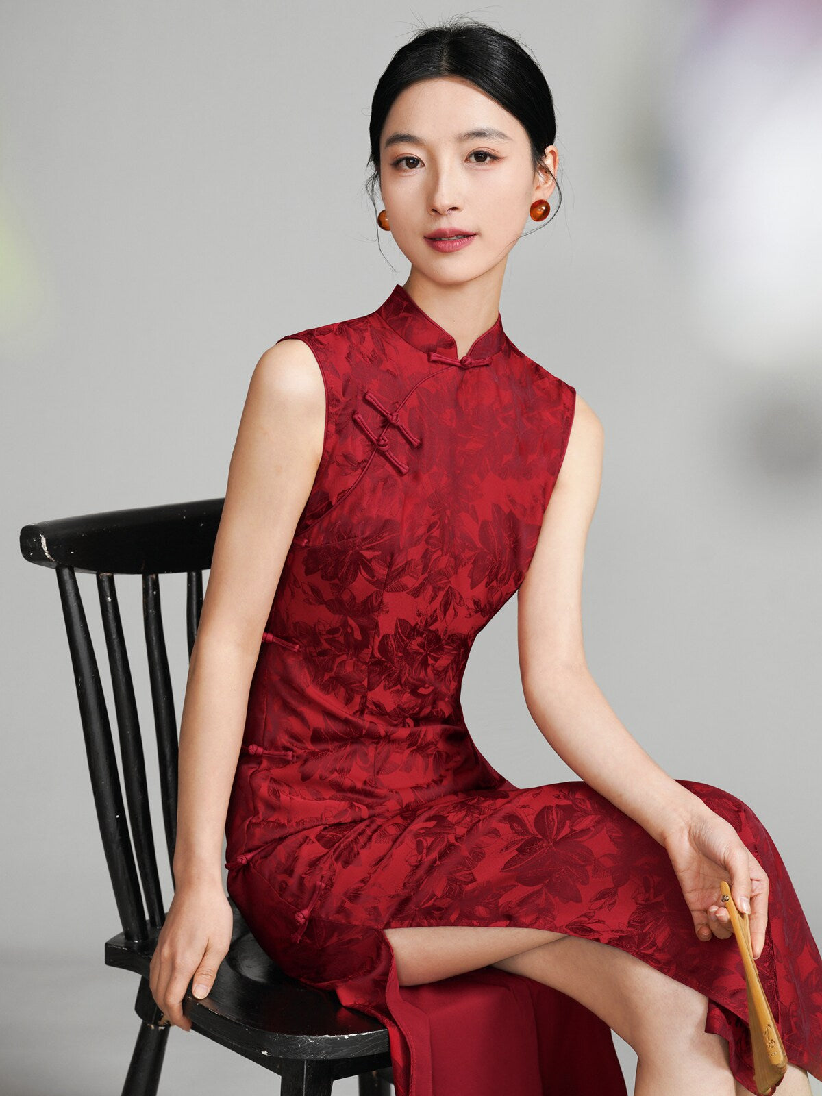 Chinese Wedding Engagement & Tea Ceremony Sleeveless Floral Cheongsam | Lixiao