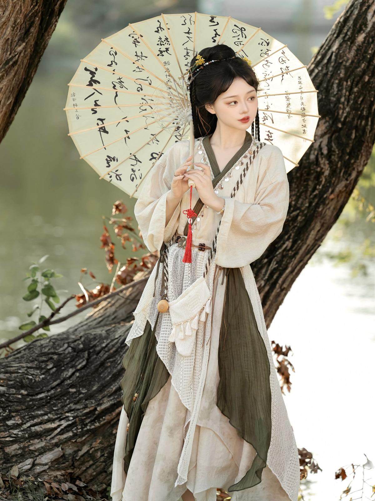 Chinese Period and Xianxia Style Costume - Little Shimei 小师妹