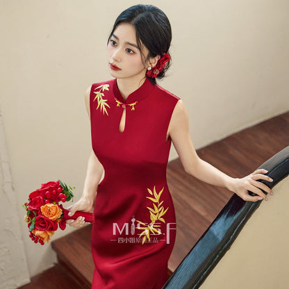 Chinese Wedding Engagement & Tea Ceremony Sleeveless Cheongsam | Xinyue