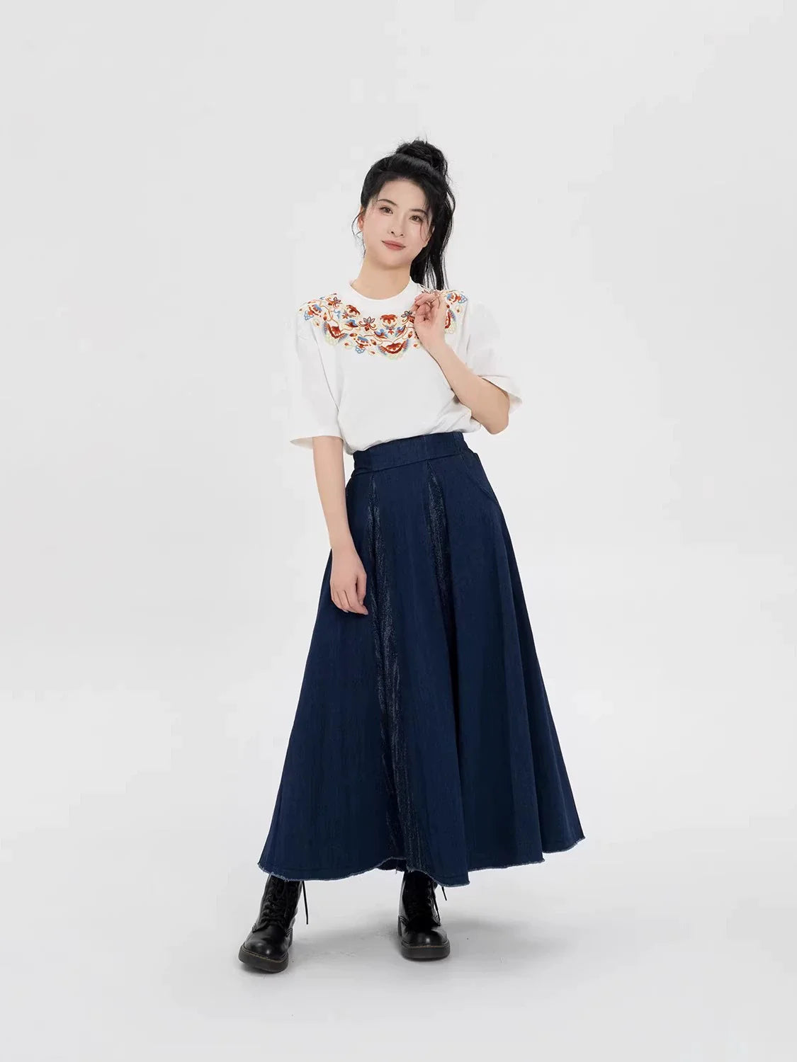 New Chinese Style Dunhuang Inspired Embroidered Cotton T-Shirt and Skirt Set - Huarongrong 花蓉蓉 (Preorder)