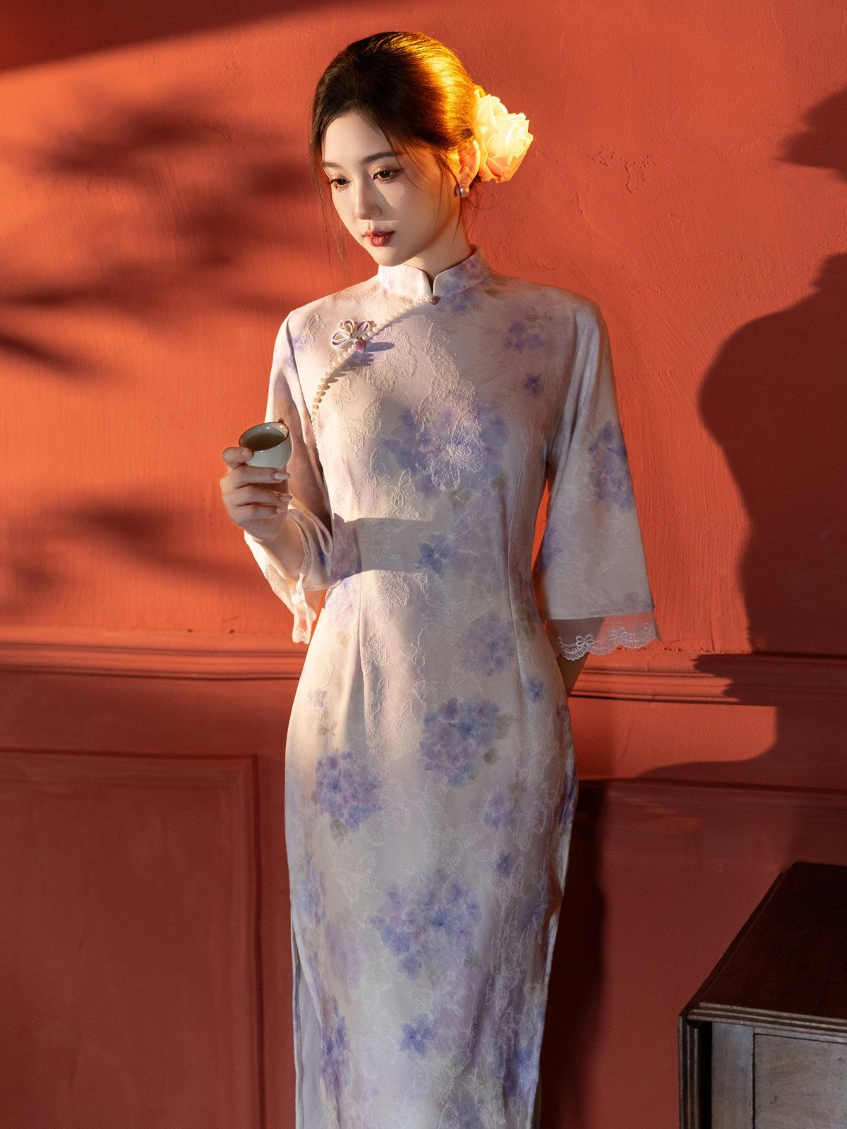 Mid Sleeve Floral Relaxed Cut Cheongsam | Dewdrop