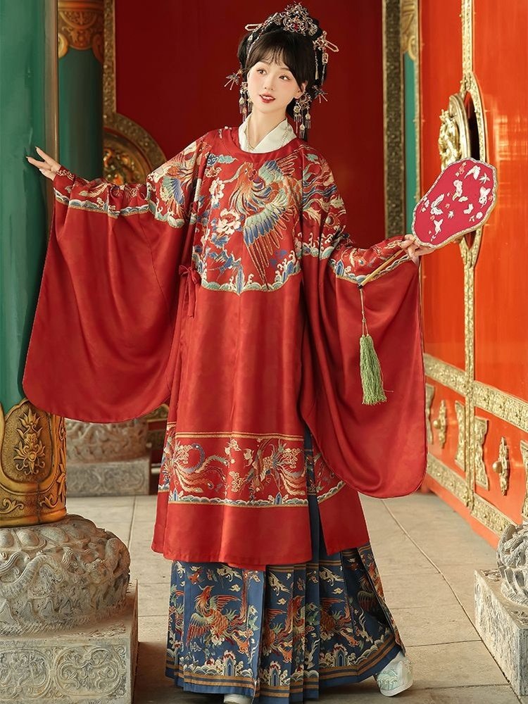 Ming Dynasty Wedding Hanfu Set with Robe & Mamian Skirt | Celebration 喜庆