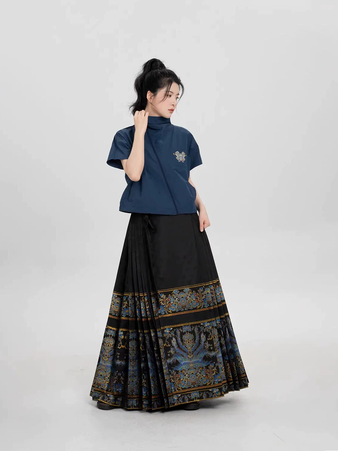 Ming Dynasty Modern Hanfu Mamianqun Outfit - Bingzhi 秉知