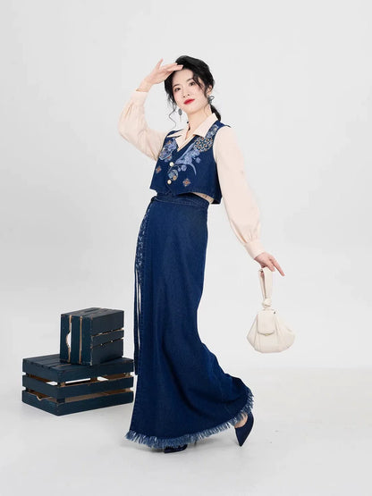 Song Dynasty Modern Hanfu Set with Majia, Long Sleeve Top and Denim Spiral Skirt - Blue Kite 蓝鸢 (Preorder)