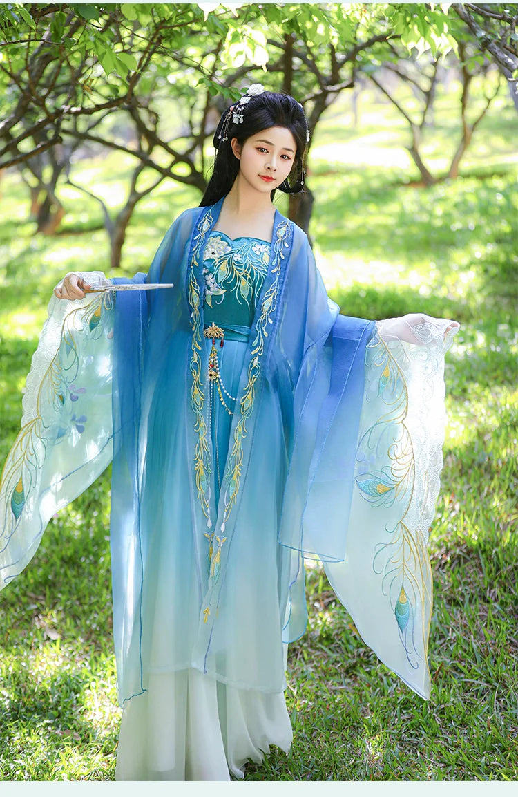 Peacock Embroidered Heziqun Tang Dynasty Dress