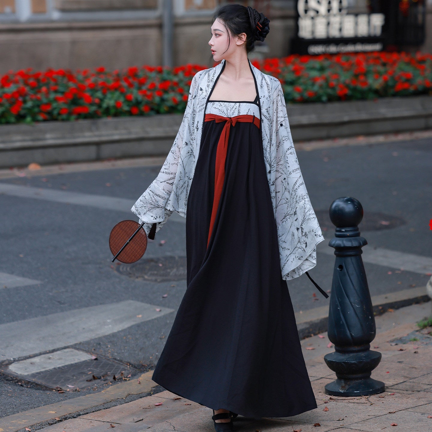 Xuan Mo | Modern Chinese Hanfu Set with Jacket and Elastic Qixiong Strap Dress