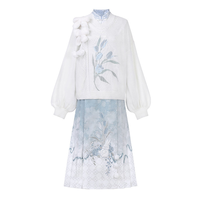 Ming Dynasty Modern Hanfu Sweater and Mamianqun - With Rabbits 与兔兔