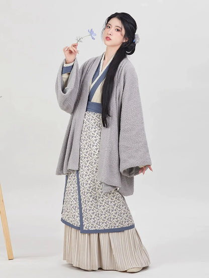 Song Dynasty Modern Hanfu Set with Winged Sleeve Top and Spiral Skirt - Begonia 海棠 (Preorder)