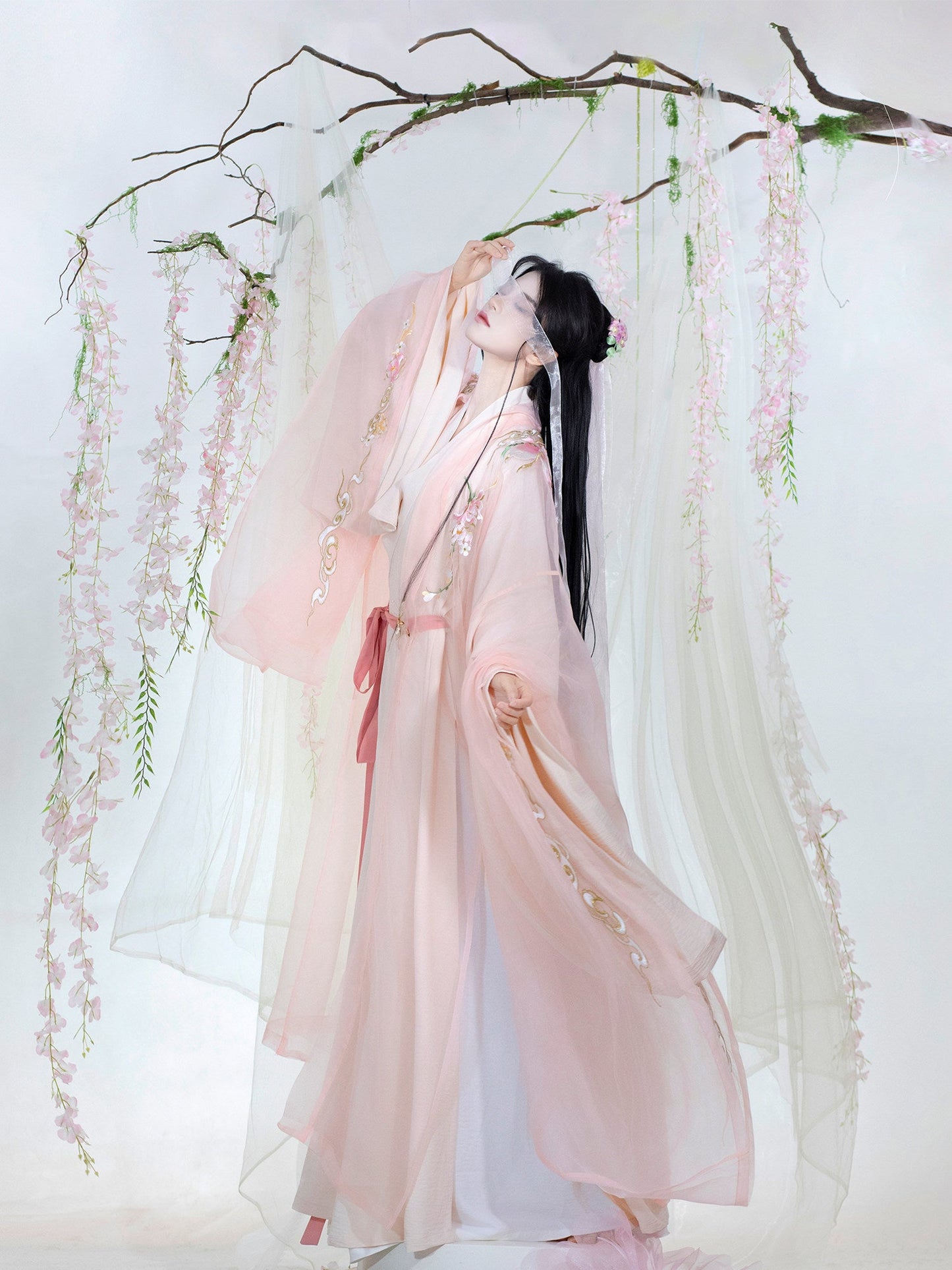 Zhuhua | Chinese Fantasy Period Drama Style