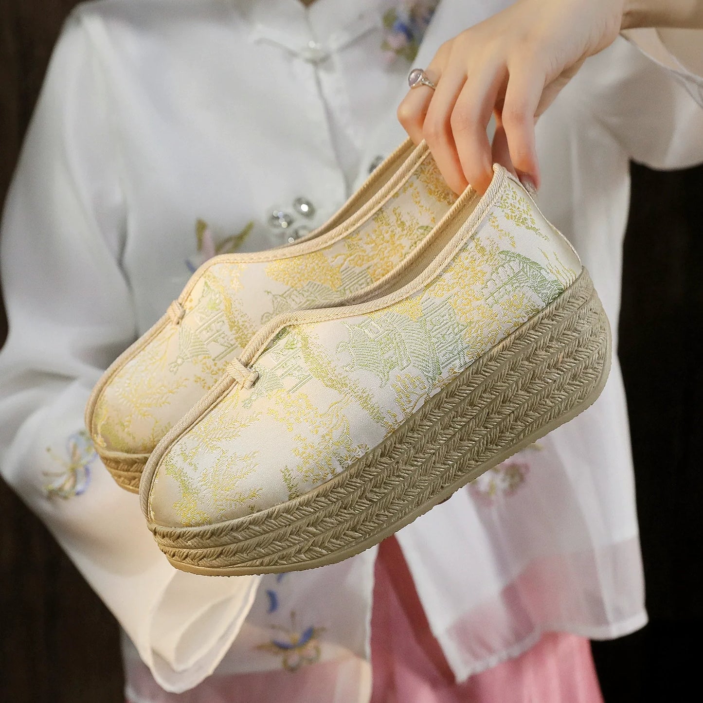 Natalie - Chinese Art Hanfu Shoes with Straw Platform