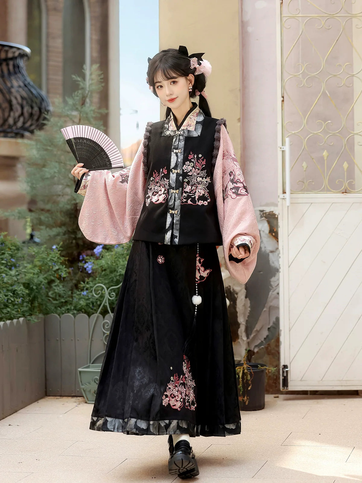 Painted Grace 粉墨千金 - Modern Hanfu Set with Cross-Collar Top, Vest, and Mamian Skirt, Daily New Chinese Style Outfit (Preorder)