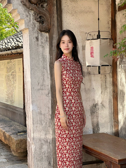 Sleeveless Retro Patterned Long Cheongsam | Autumn Lyrics
