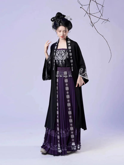 Miao Ethnic Inspired Hanfu Set with Embroidered Half-Sleeve Top & Pleated Bell Skirt - Yanyan Yinlin 晏晏银铃 (Preorder)