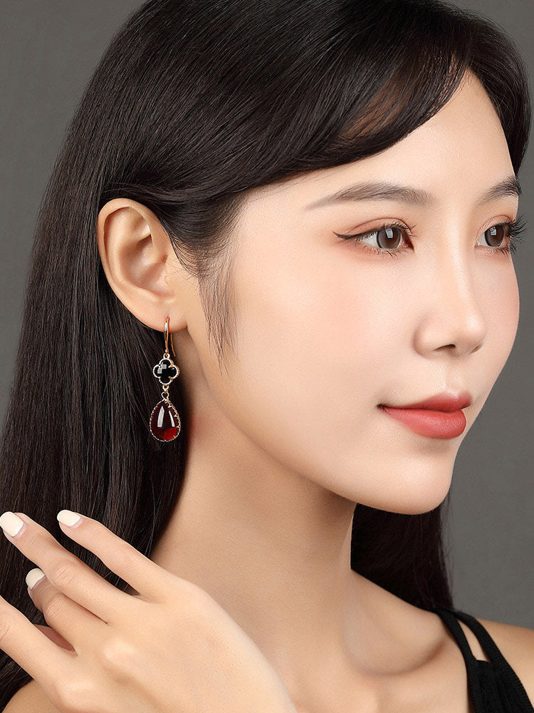 Four Leaf Clover Drop Earrings | Cheongsam Jewelry