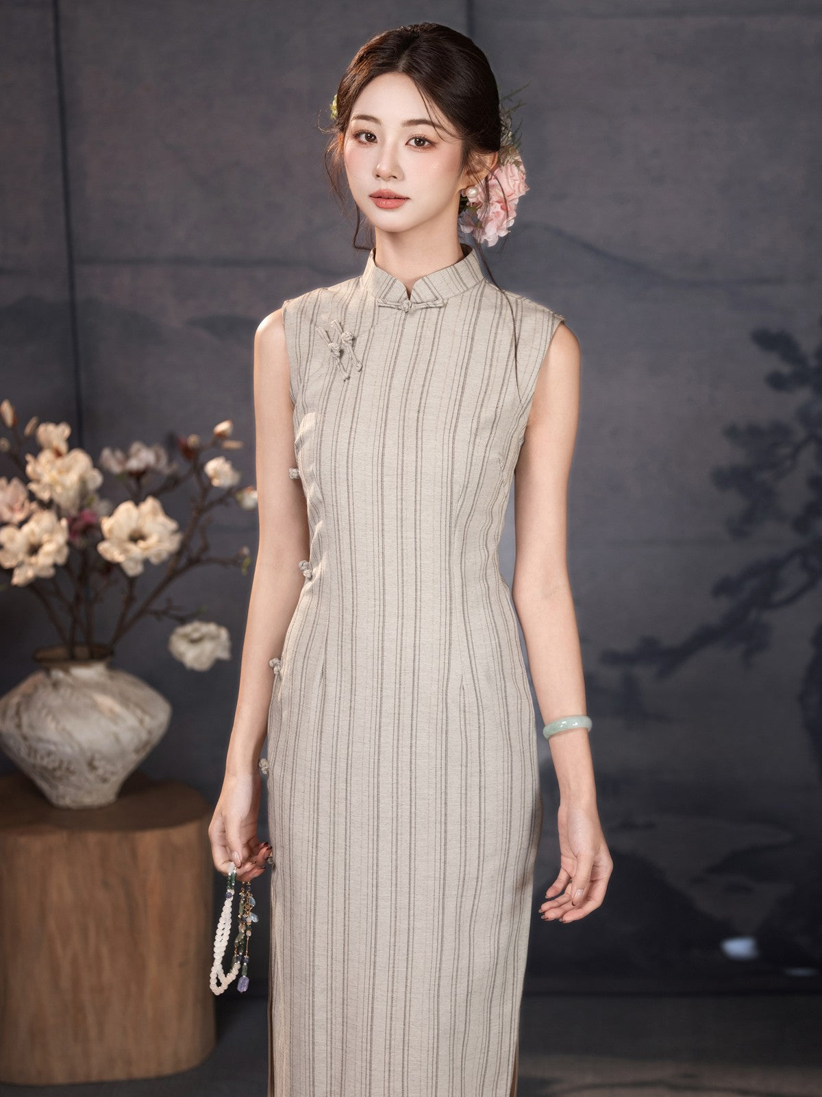 Short Sleeve Vertical Stripes Midi Cheongsam | Wenyi