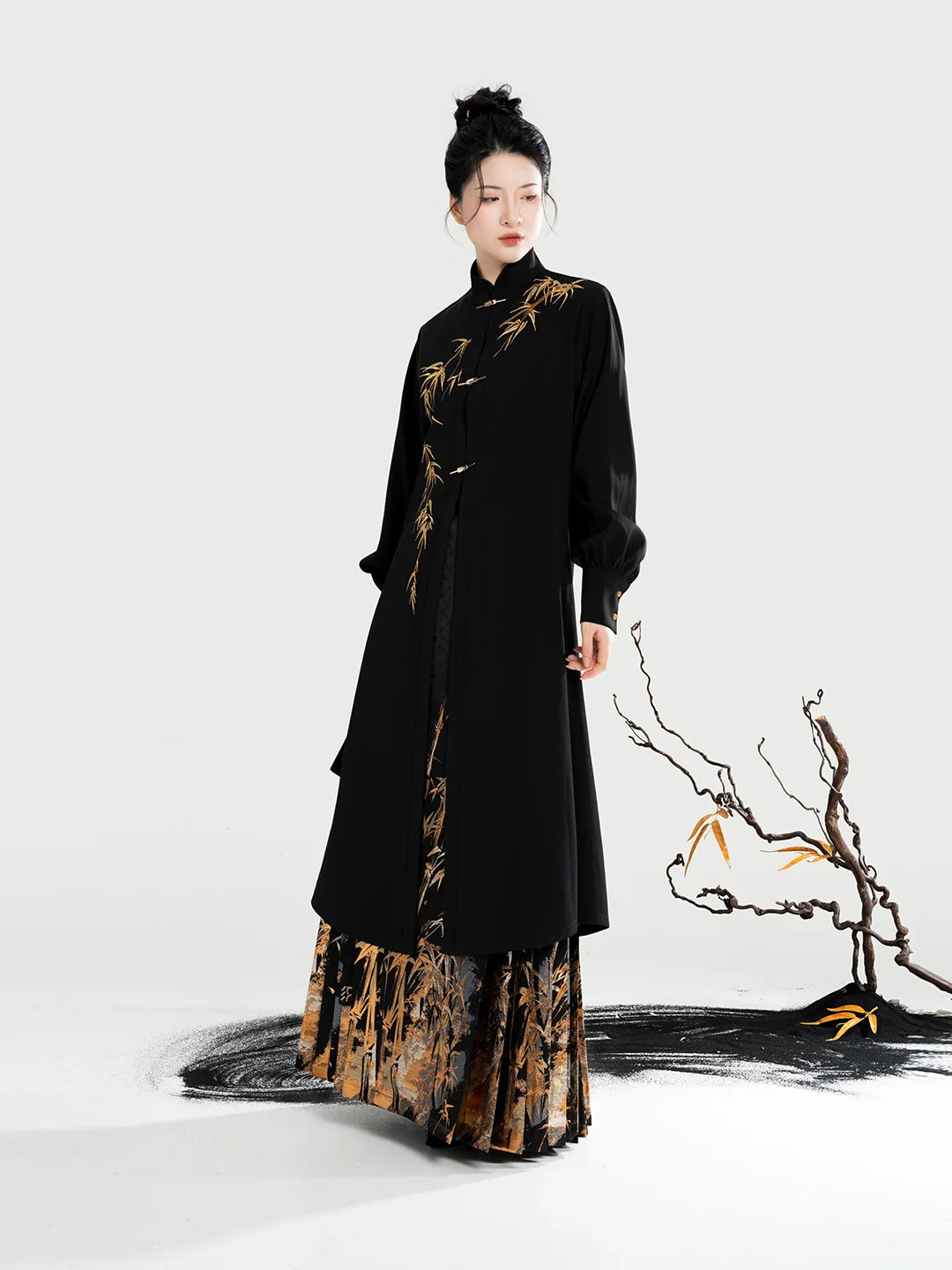 Chinese Blouse & Mamian Skirt Outfit | Golden Bamboo Ink 金墨竹