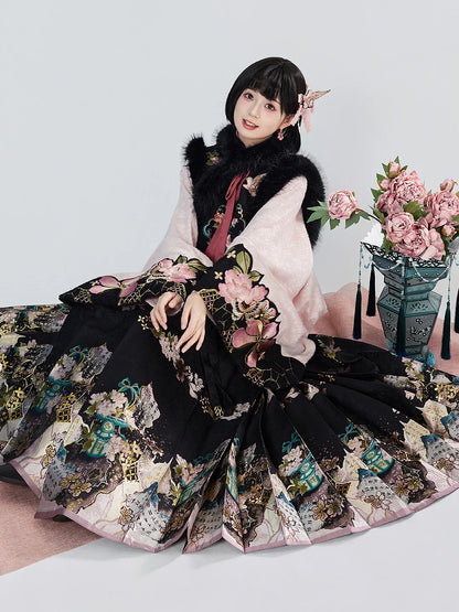 Ming Dynasty Modern Hanfu Pipa Sleeve Top, Vest, and Mamianqun - Qingrong Nuancui 晴蓉暖翠