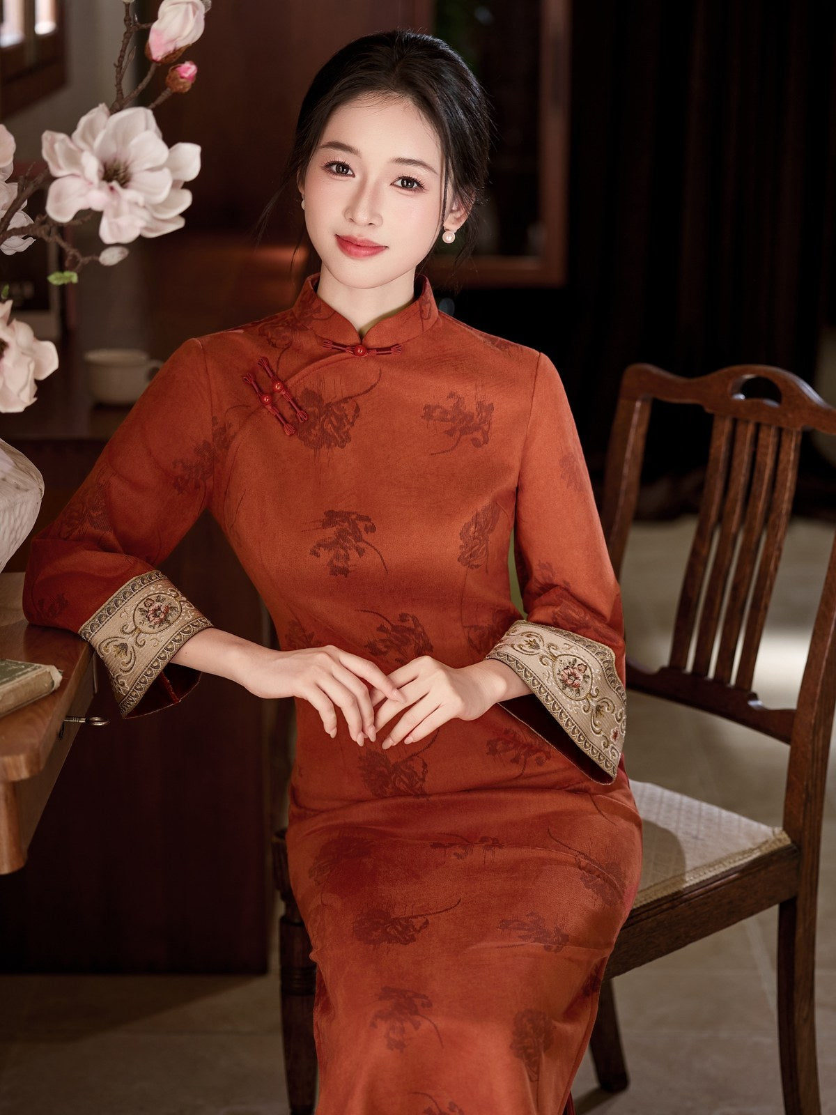Patterned Long Sleeve Crimson Cheongsam | Vermilion Bird
