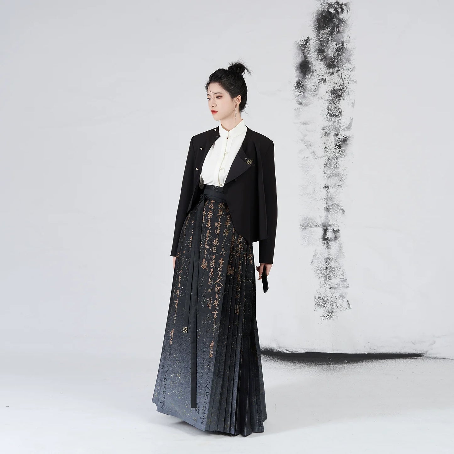Chinese Blouse & Mamian Skirt Outfit | Chu Zhi 褚知