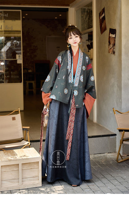 Jin Dynasty Modern Hanfu Jacket and Skirt - Liunian 流年 (Preorder)