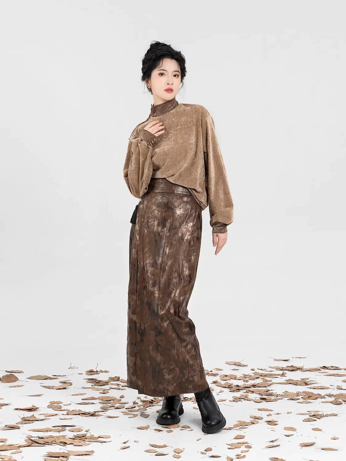 New Chinese Style Women Embroidered Velvet High-Neck Top & Spiral Skirt - Twilight 暮也 (Preorder)