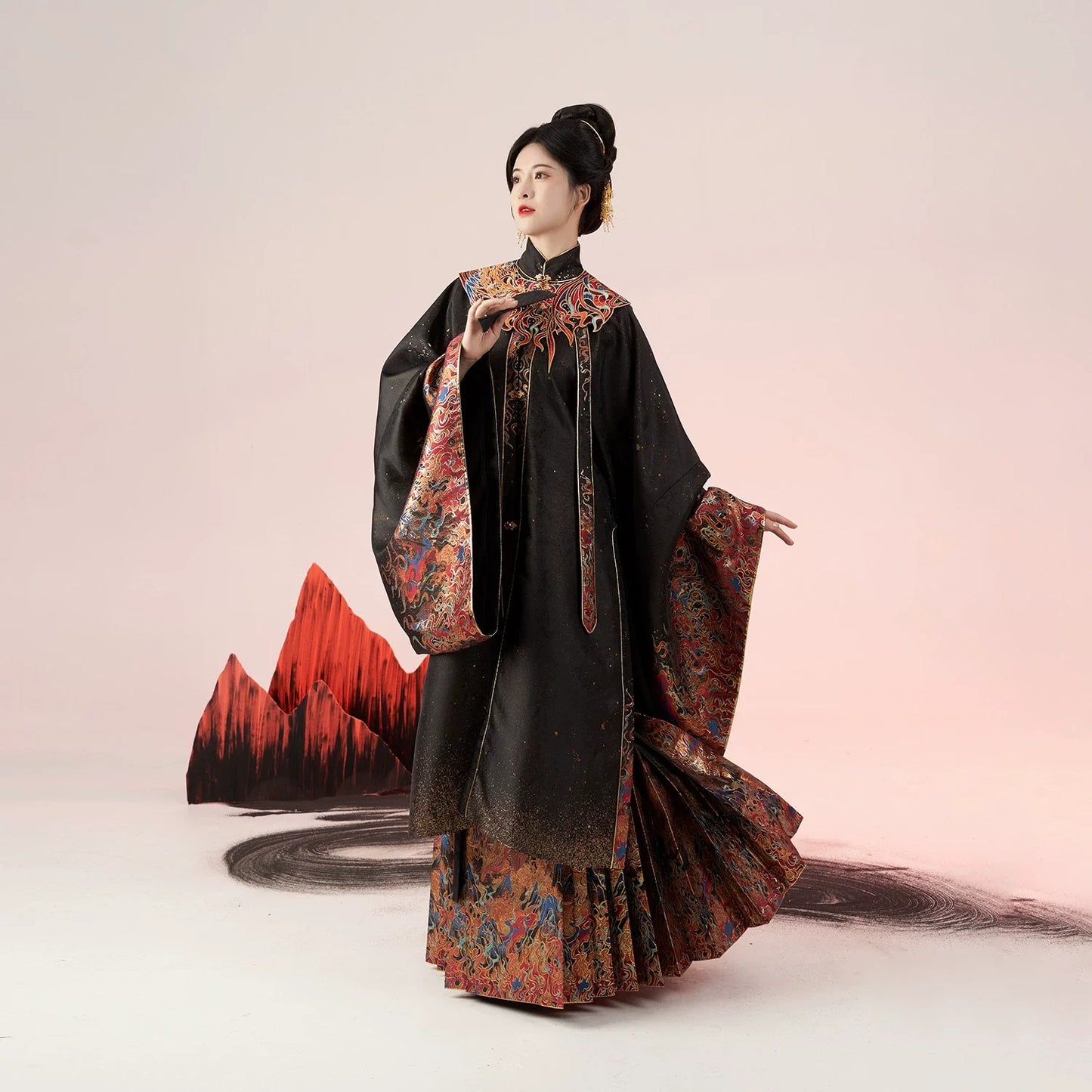 Ming Dynasty Traditional Hanfu Set & Mamian Skirt | Crimson Feathers 赤羽