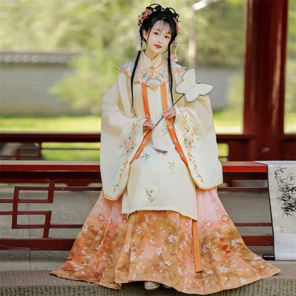 Ming Dynasty Embroidered Robe & Printed Horse Face Skirt | Lixia 立夏