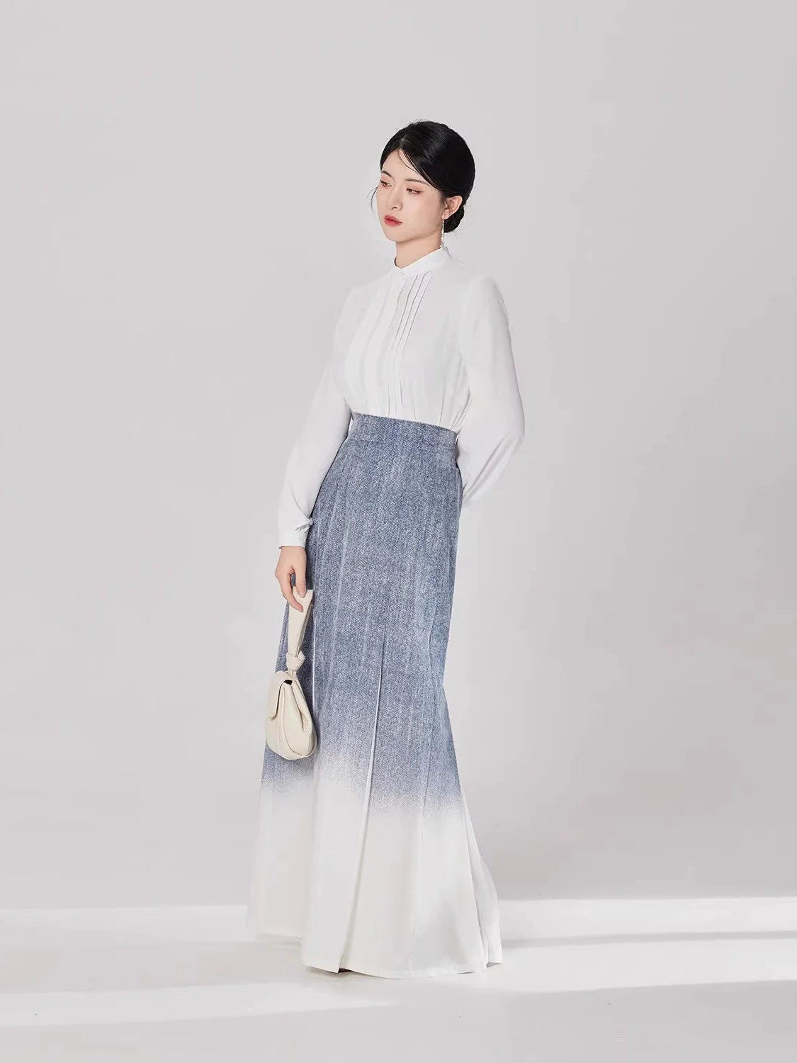 New Chinese Style Women Long Sleeve Top and Three Pleat Skirt Modern Hanfu Set - Spring Diaries 春涧集 (Preorder)