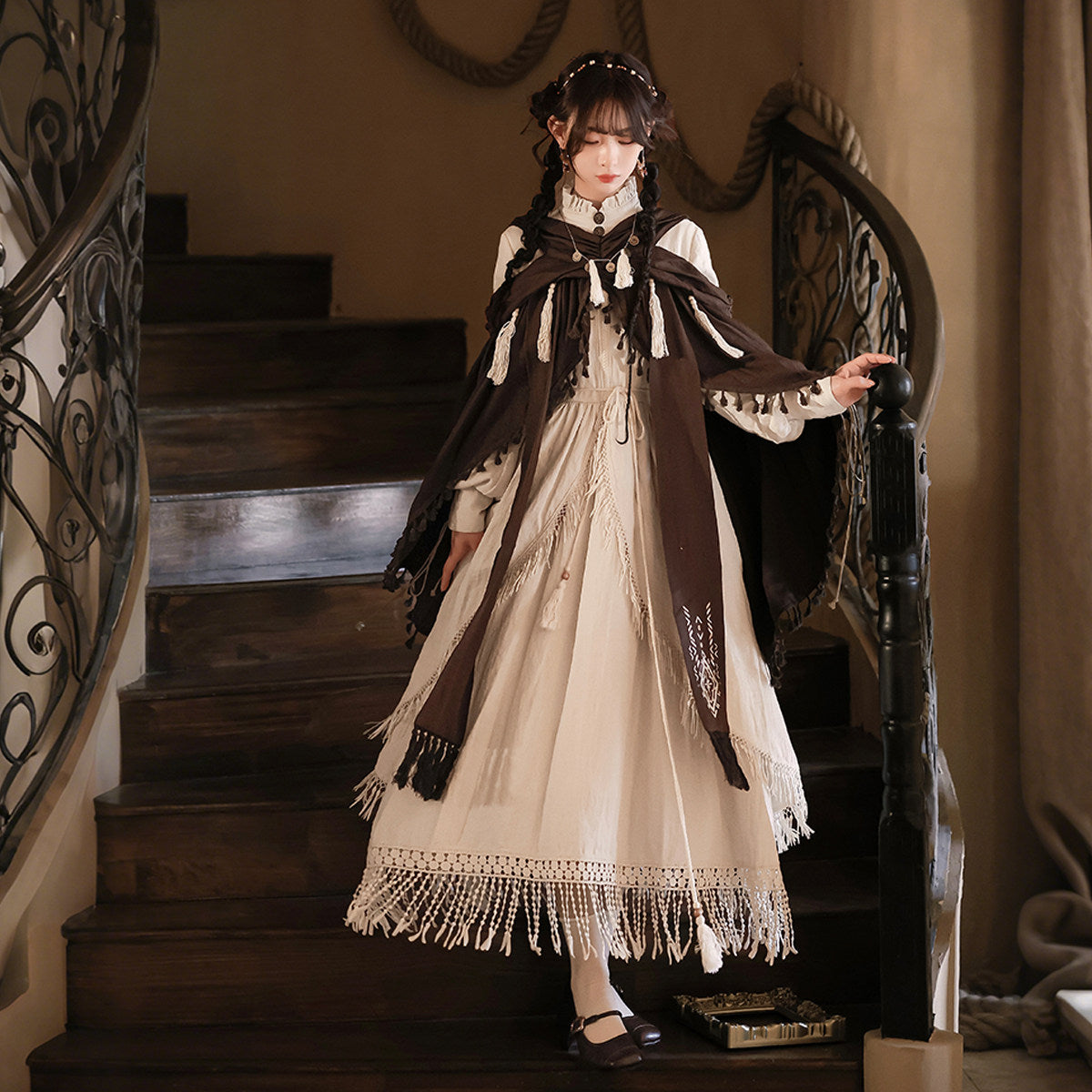 Desert Wanderer | Modern Chinese Hanfu Dress Set with Vintage Shawl
