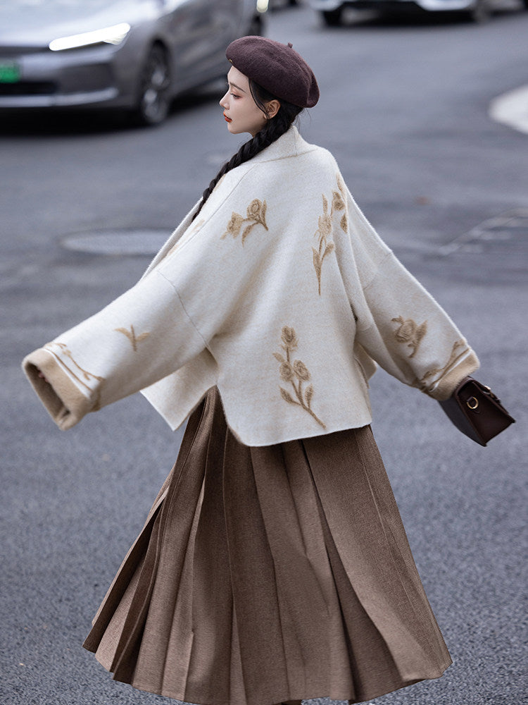 Ming Dynasty Modern Hanfu Jacket and Mamianqun Set - Rose Cocoa 蔷薇可可