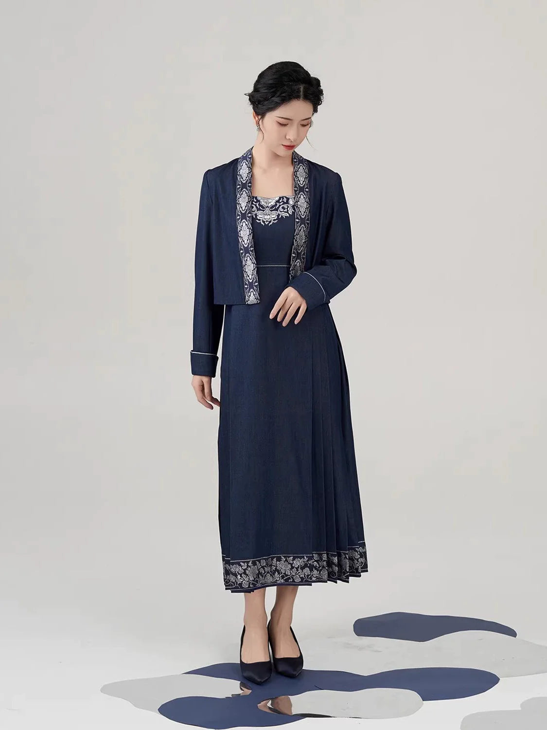 New Chinese Style Women Peony Embroidered Silver Woven Outer Jacket & Mamian Slip Dress - Yinlin 银霖 (Preorder)